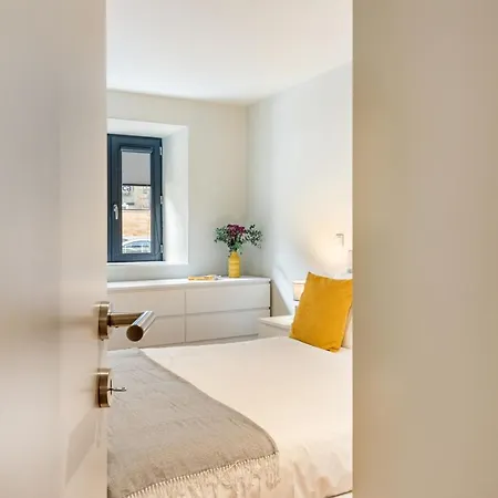 Sao Sebastiao By Se * Braga